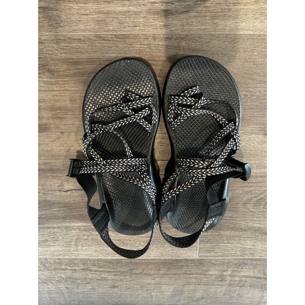 Chaco ZX/2 Classic Women’s 8 Black White Double Strap Toe Loop Hiking Sandals